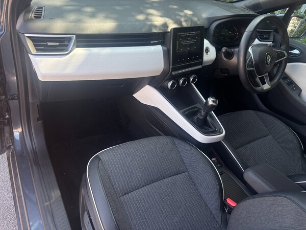 Used Renault Clio 2022 for sale - 75618617: Photo 11