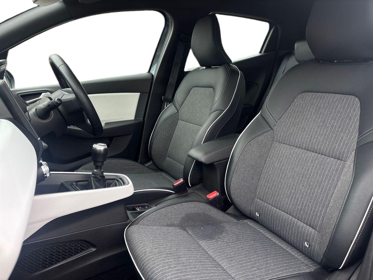 Used Renault Clio 2022 for sale - 76312138: Photo 16