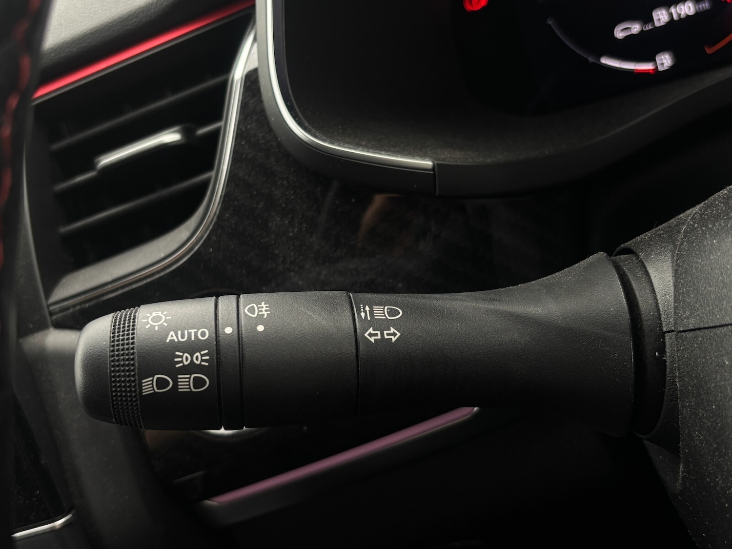 Used Renault Arkana 2022 for sale - 77399298: Photo 18