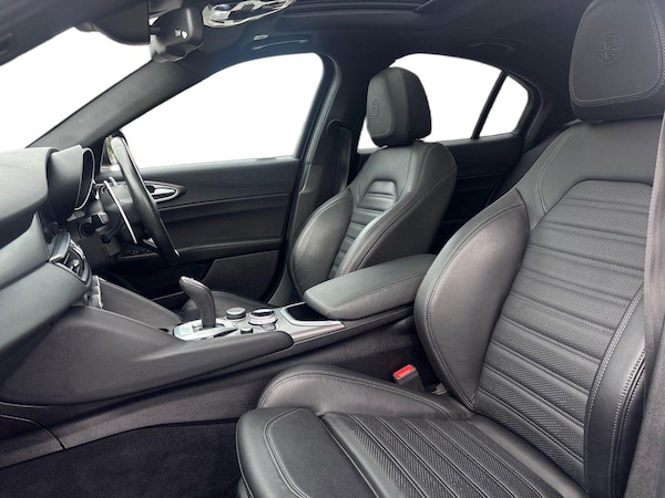 Used Alfa Romeo Giulia 2022 for sale - 76154671: Photo 16