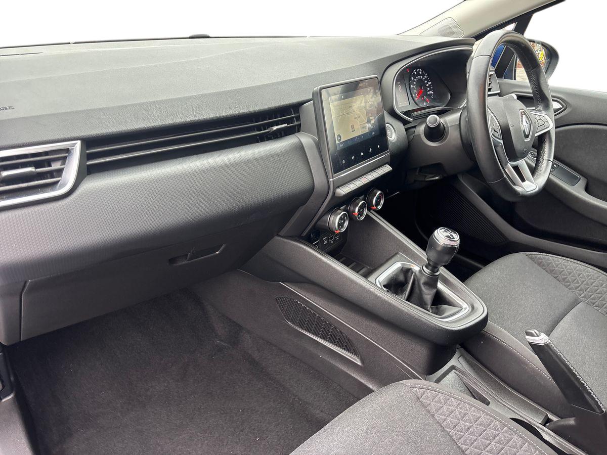 Used Renault Clio 2020 for sale - 76312121: Photo 15