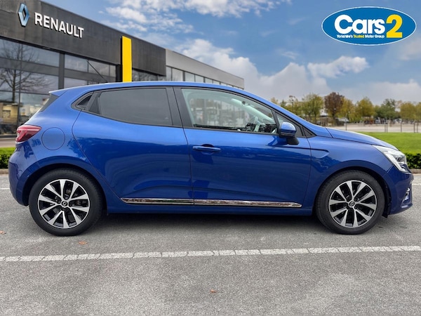 Used Renault Clio 2020 for sale - 76312121: Photo 2