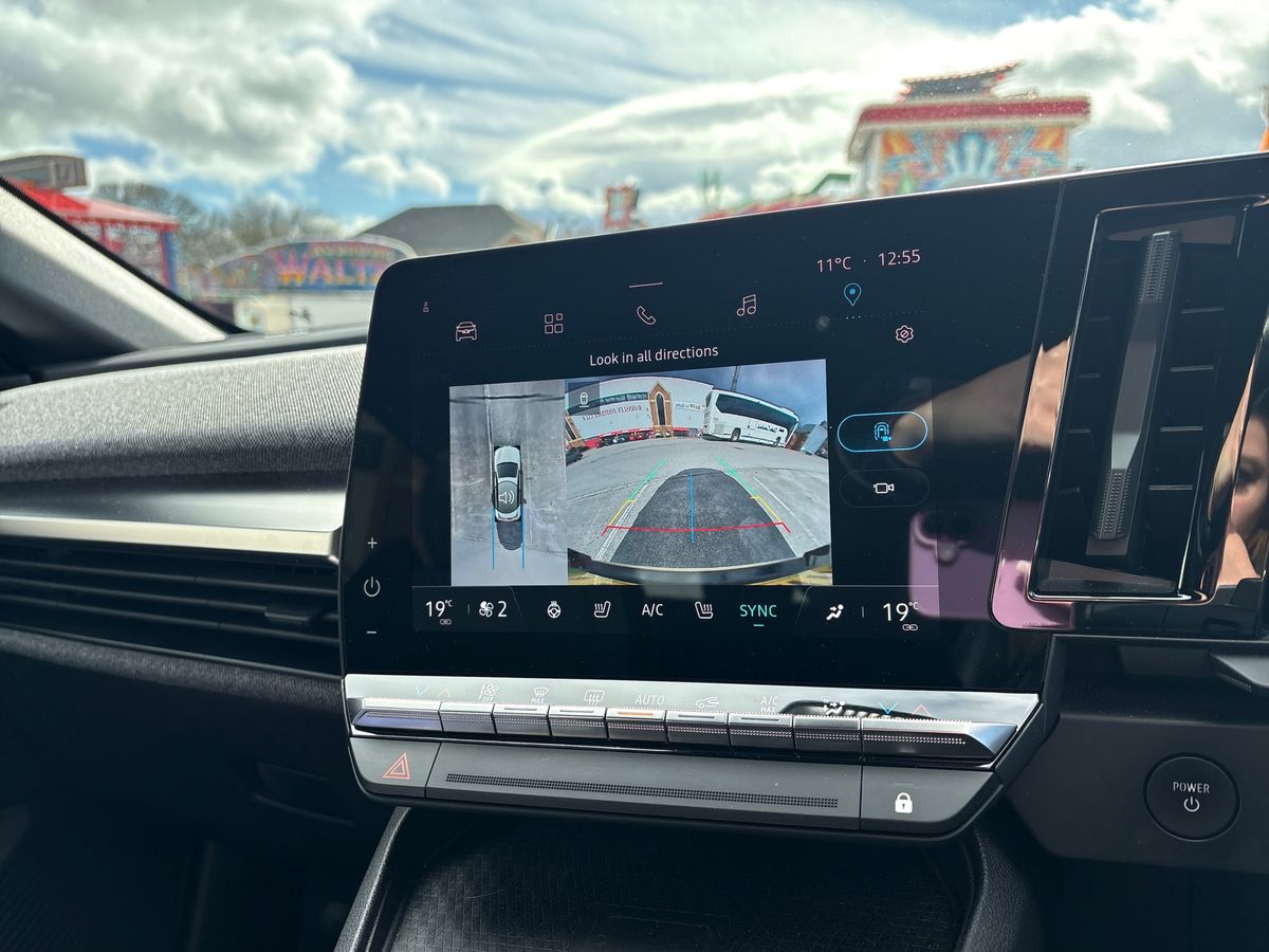 Used Renault Megane E Tech 2023 for sale - 77885417: Photo 19