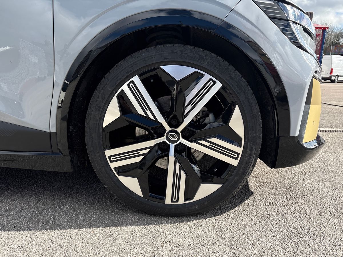 Used Renault Megane E Tech 2023 for sale - 77885417: Photo 9