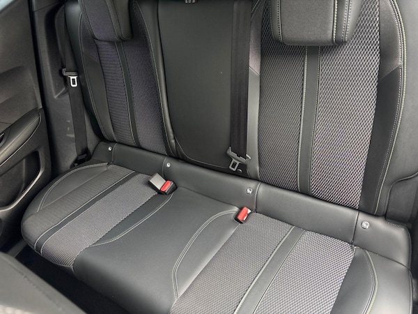 Used Peugeot 2008 2023 for sale - 76154698: Photo 17