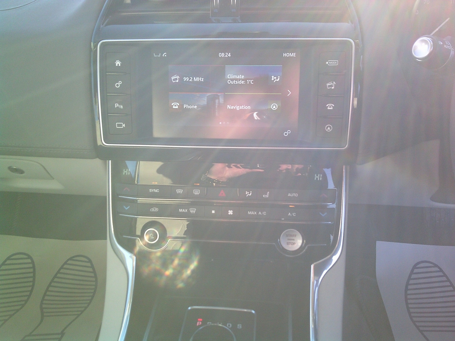 Used Jaguar XE 2017 for sale - 77196666: Photo 10