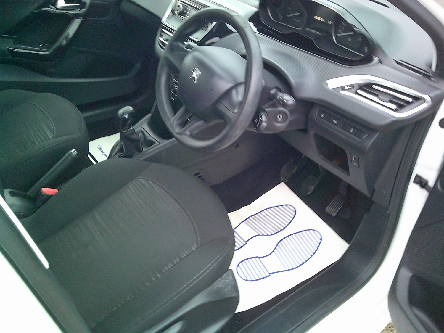 Used Peugeot 208 2016 for sale - 76320596: Photo 11