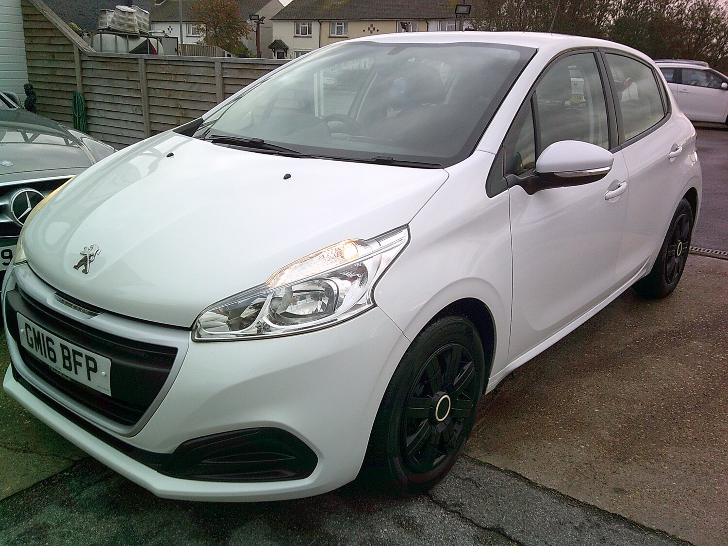 Used Peugeot 208 2016 for sale - 76320596: Photo 5