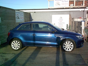 Used Audi A1 2013 for sale - 76894889: Photo