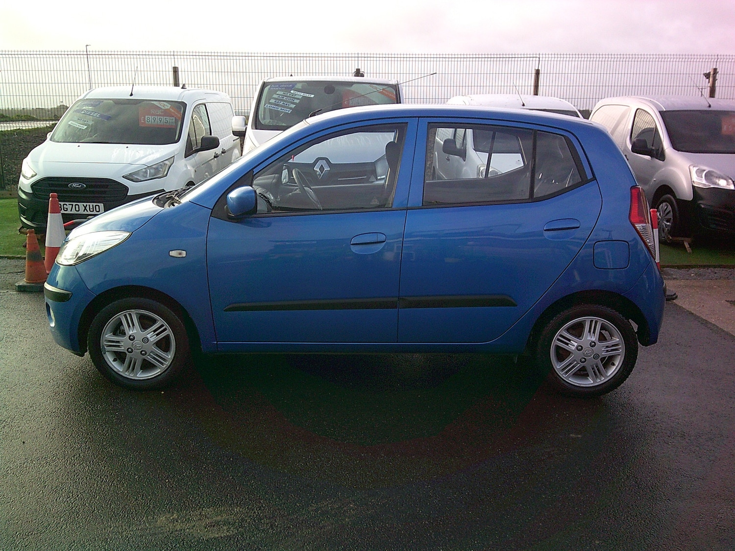 Used Hyundai i10 2009 for sale - 77170615: Photo 2