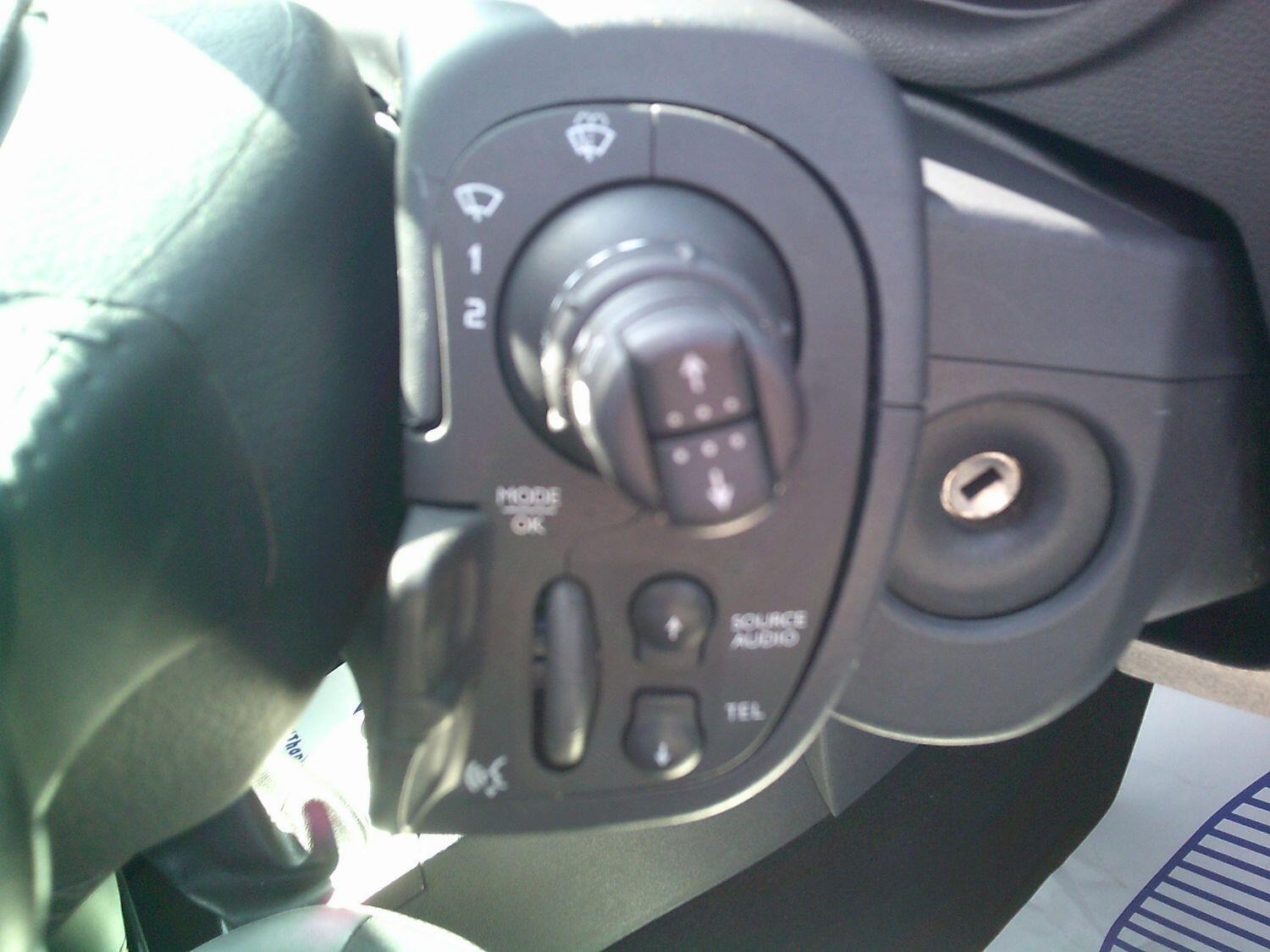 Used Renault Clio 2012 for sale - 77731167: Photo 10