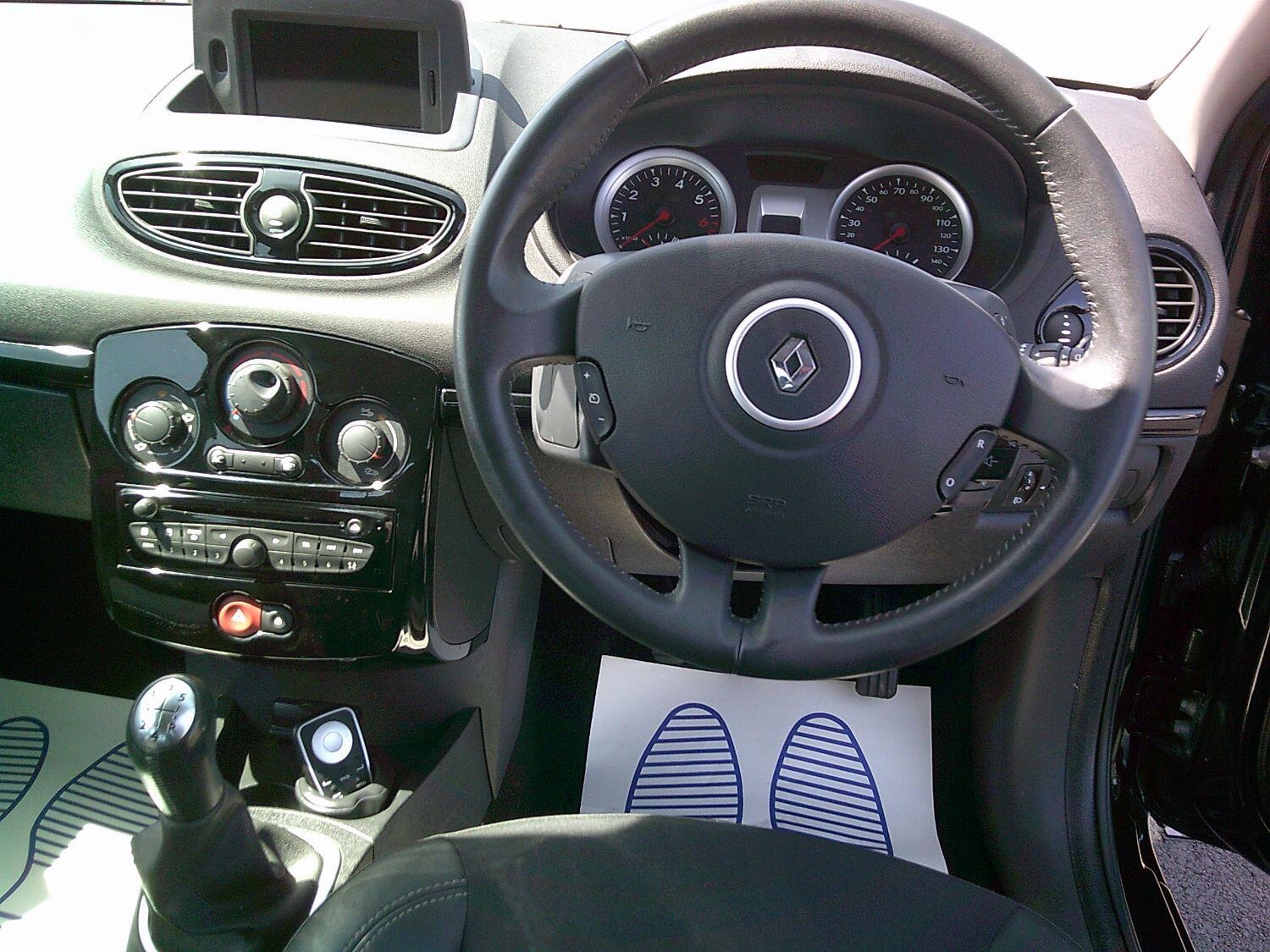 Used Renault Clio 2012 for sale - 77731167: Photo 9