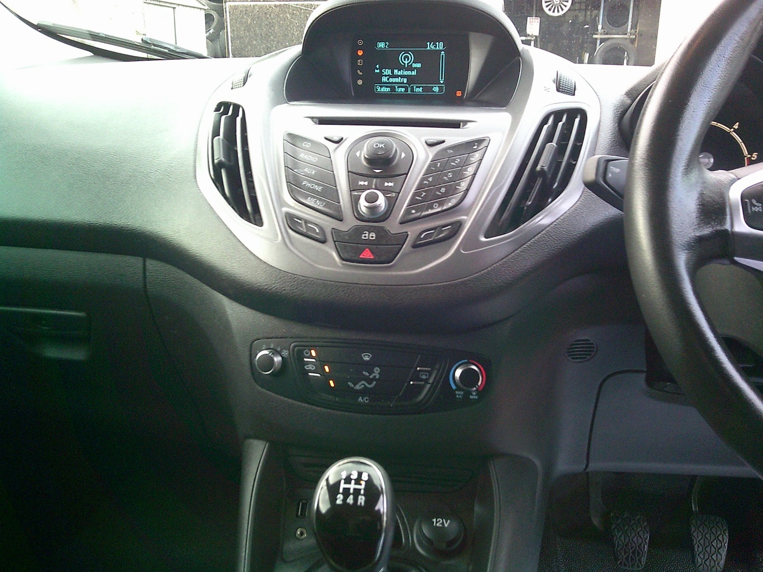 Used Ford Transit Courier 2017 for sale - 77311473: Photo 10