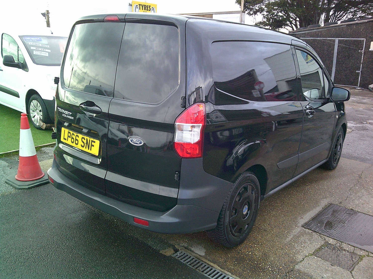 Used Ford Transit Courier 2017 for sale - 77311473: Photo 6