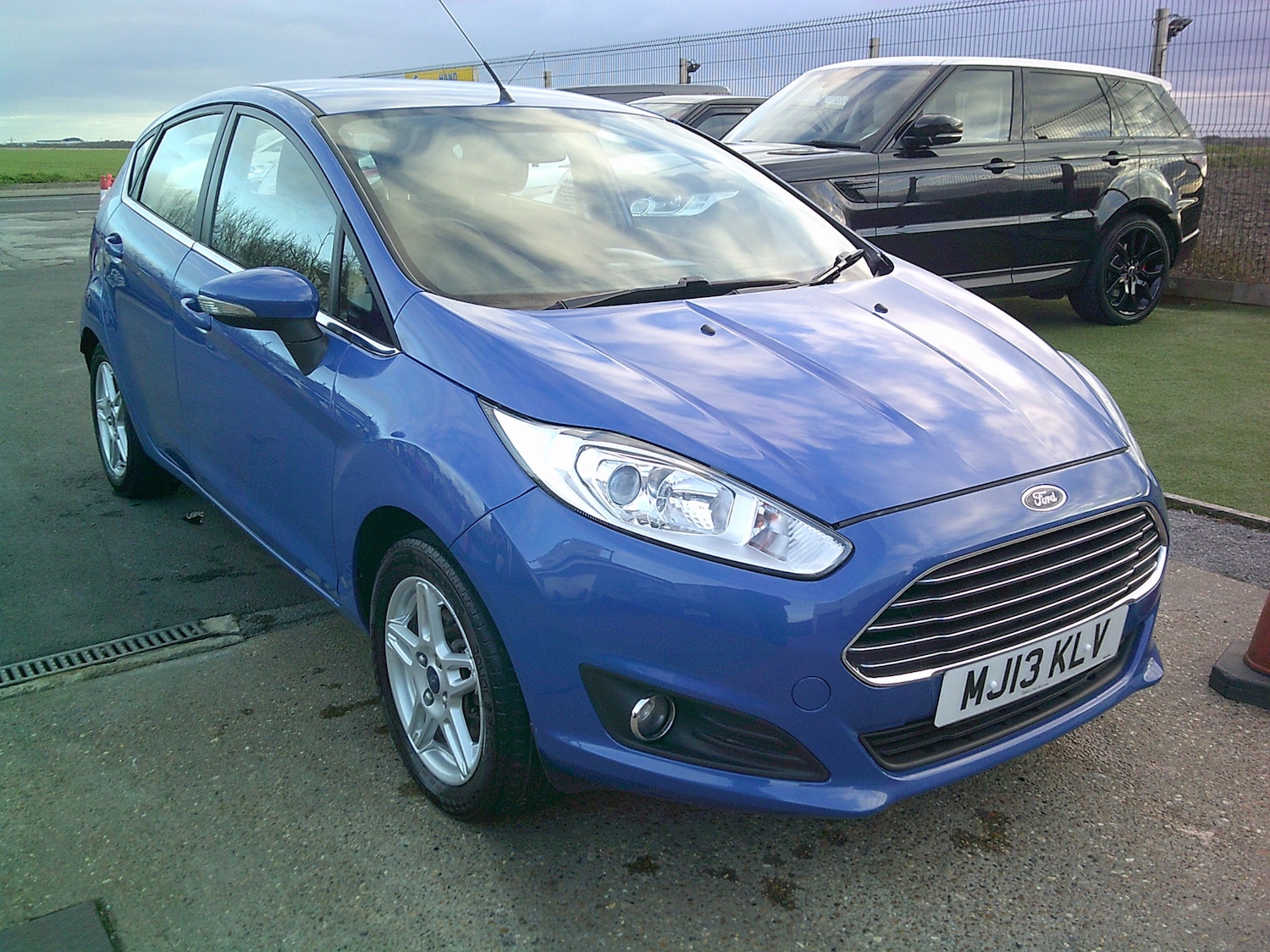 Used Ford Fiesta 2013 for sale - 76615866: Photo 2