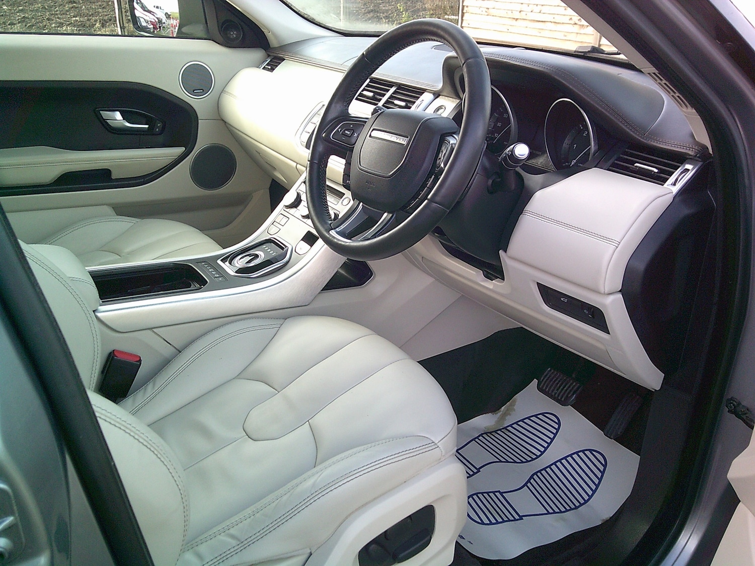 Used Land Rover Range Rover Evoque 2014 for sale - 76321807: Photo 11