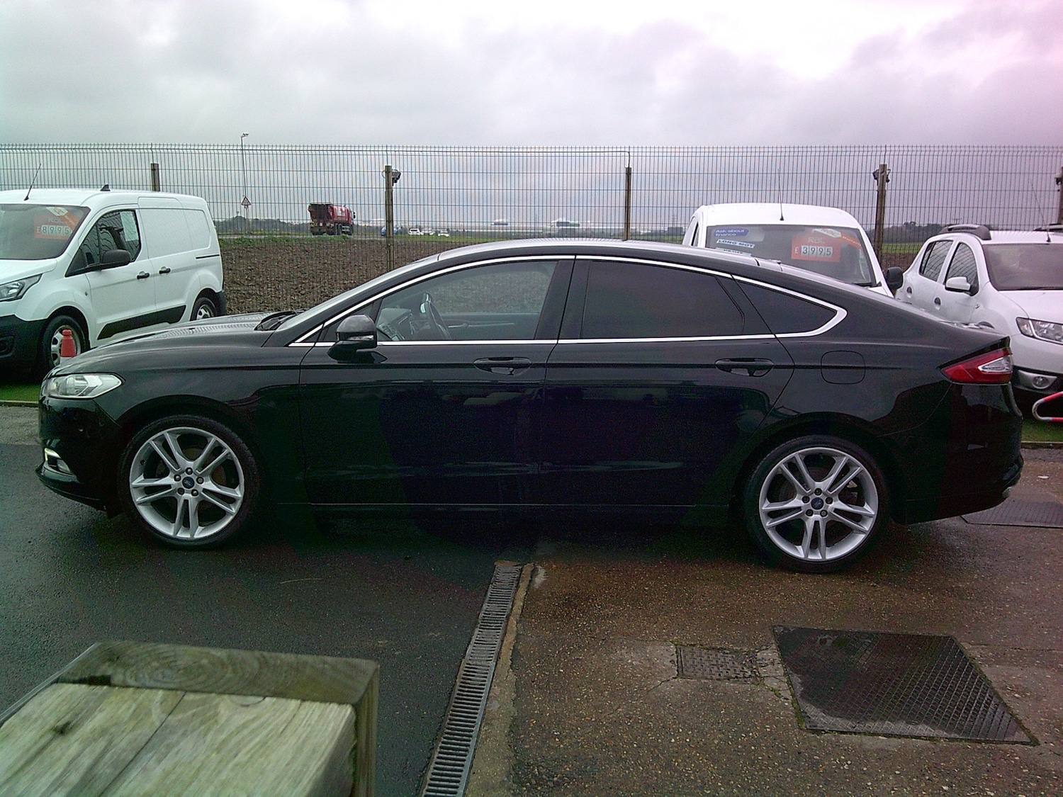 Used Ford Mondeo 2016 for sale - 77406197: Photo 2