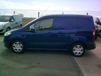 Used Ford Transit Courier 2017 for sale - 78379746: Photo