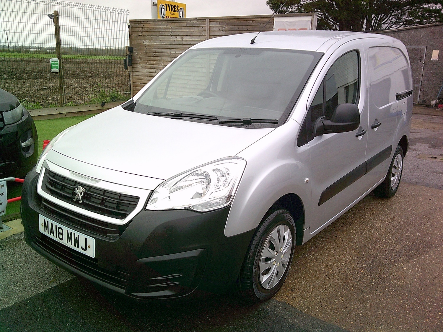 Used Peugeot Partner 2018 for sale - 76531818: Photo 5