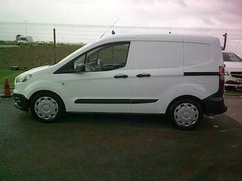 Used Ford Transit Courier 2015 for sale - 78228018: Photo