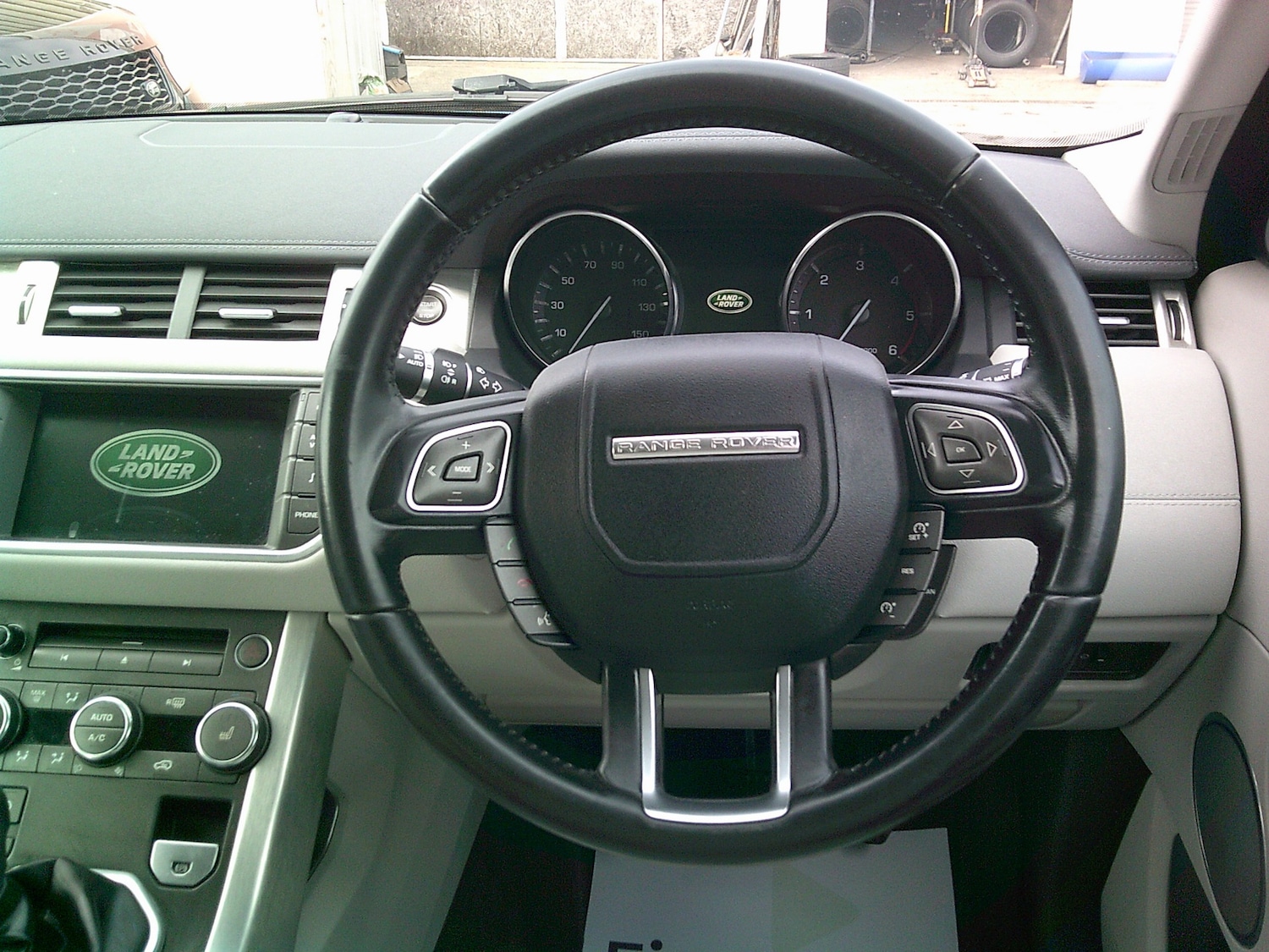 Used Land Rover Range Rover Evoque 2014 for sale - 76301995: Photo 9