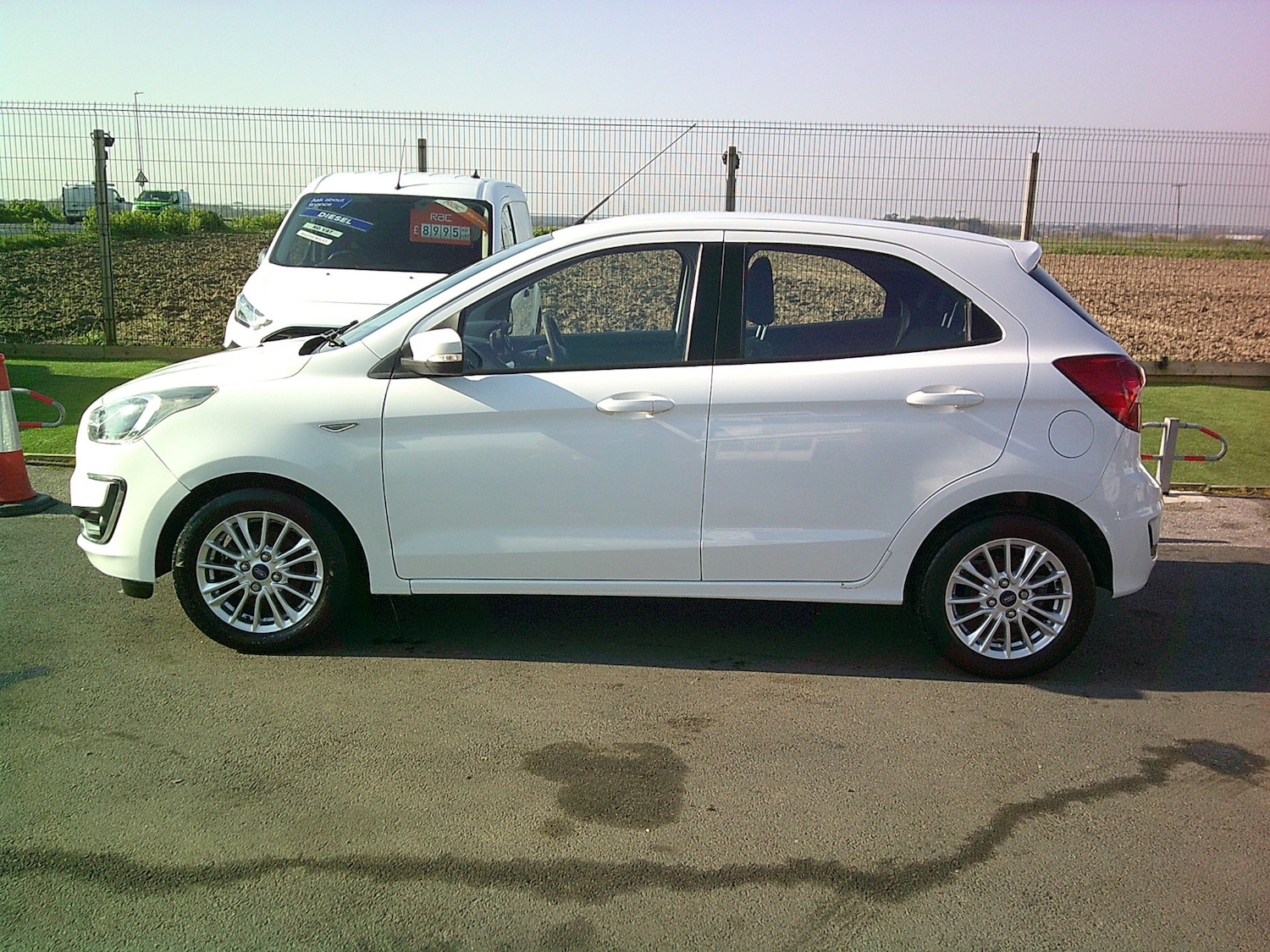 Used Ford Ka+ 2018 for sale - 77934492: Photo 2