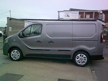 Used Renault Trafic 2016 for sale - 77998106: Photo