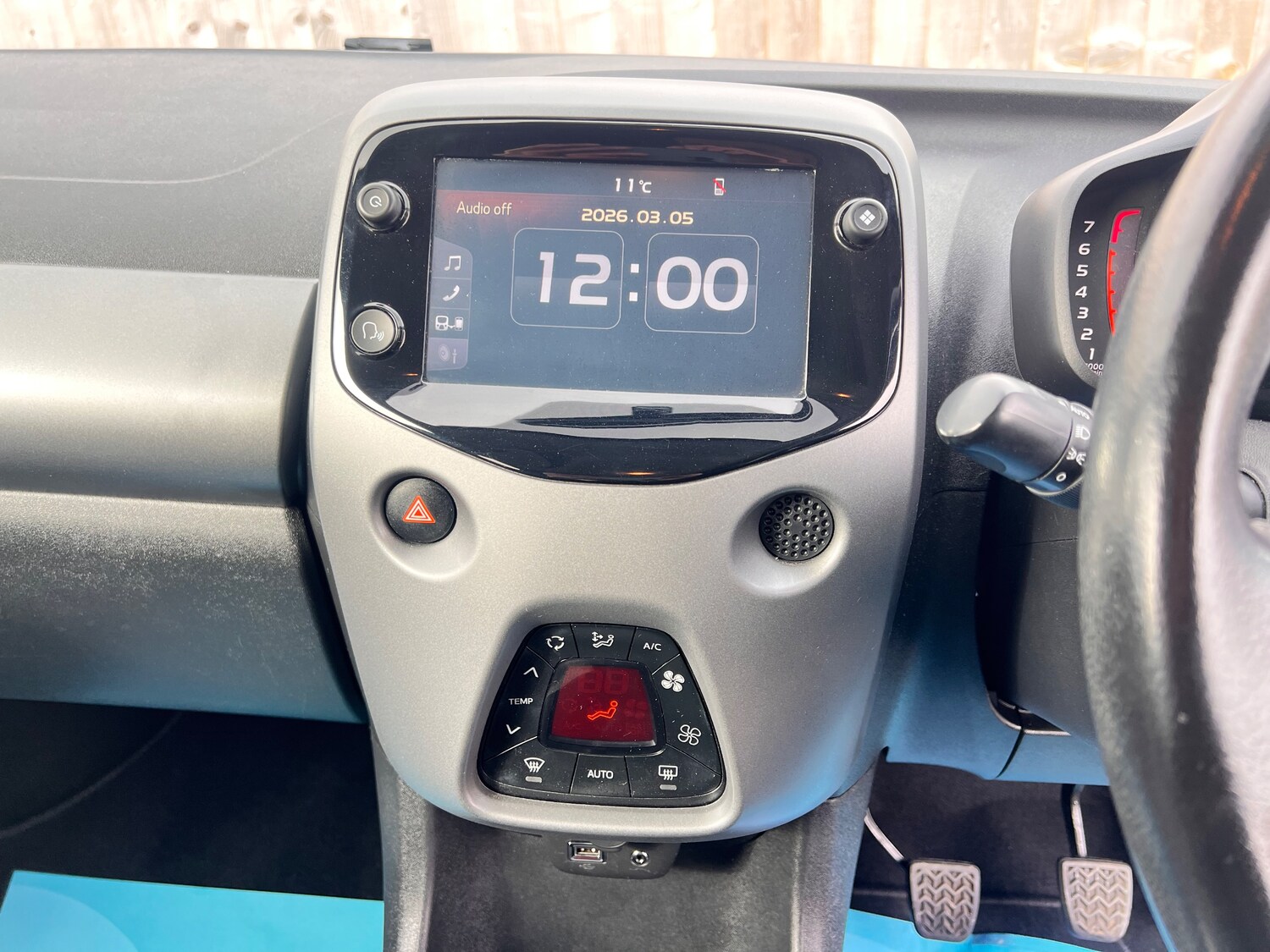 Used Toyota AYGO 2018 for sale - 77764274: Photo 17