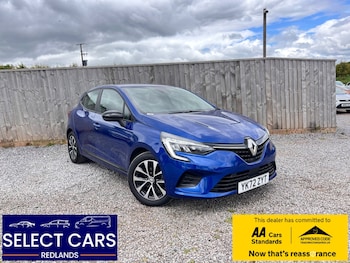 Used Renault Clio 2023 for sale - 78545405: Photo