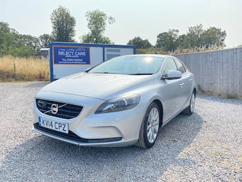 Used Volvo V40 2014 for sale - 79241141: Photo