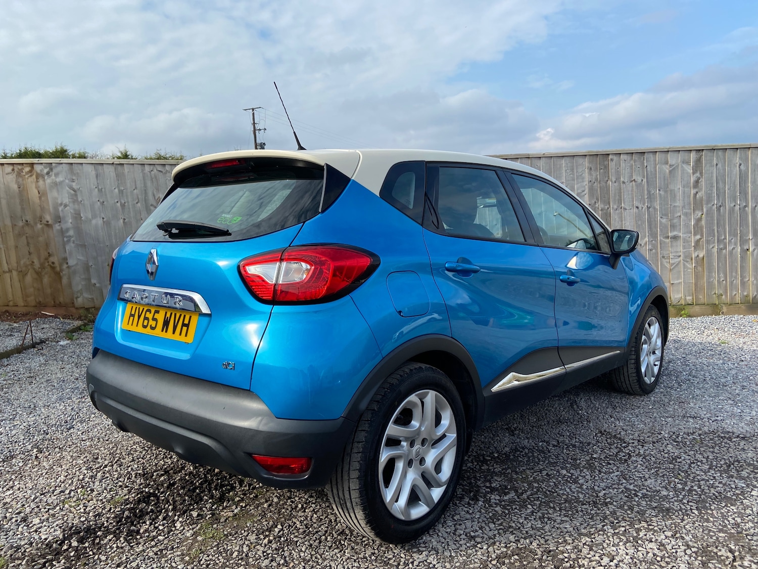 Used Renault Captur 2015 for sale - 77679779: Photo 12