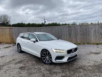 2020 (70) - 2.0 B3 MHEV Momentum Estate 5dr Petrol Hybrid Auto Euro 6 (s/s) (163 ps)