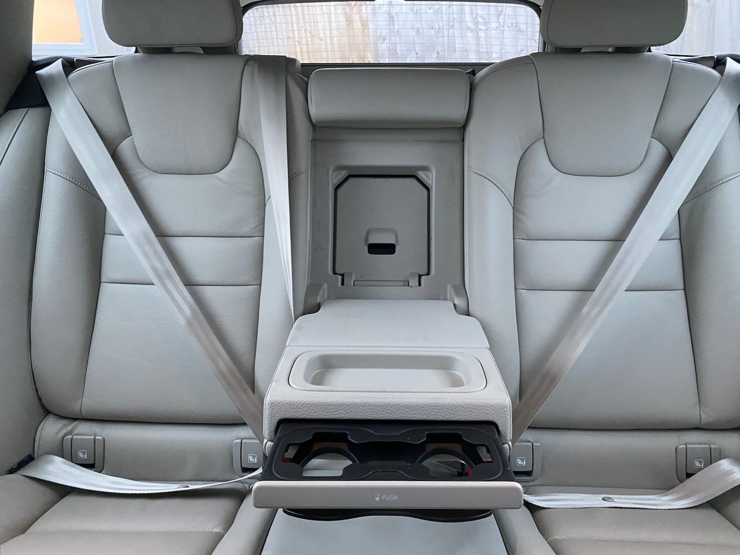 Used Volvo V60 2020 for sale - 77382127: Photo 37