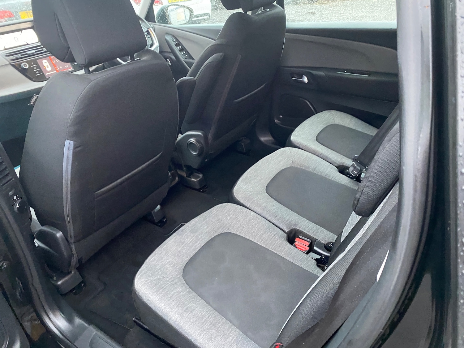 Used Citroen Grand C4 Picasso 2018 for sale - 77493807: Photo 31