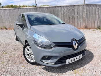 Used Renault Clio 2018 for sale - 78956479: Photo