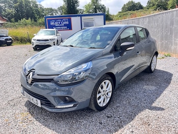 Used Renault Clio 2018 for sale - 78956479: Photo