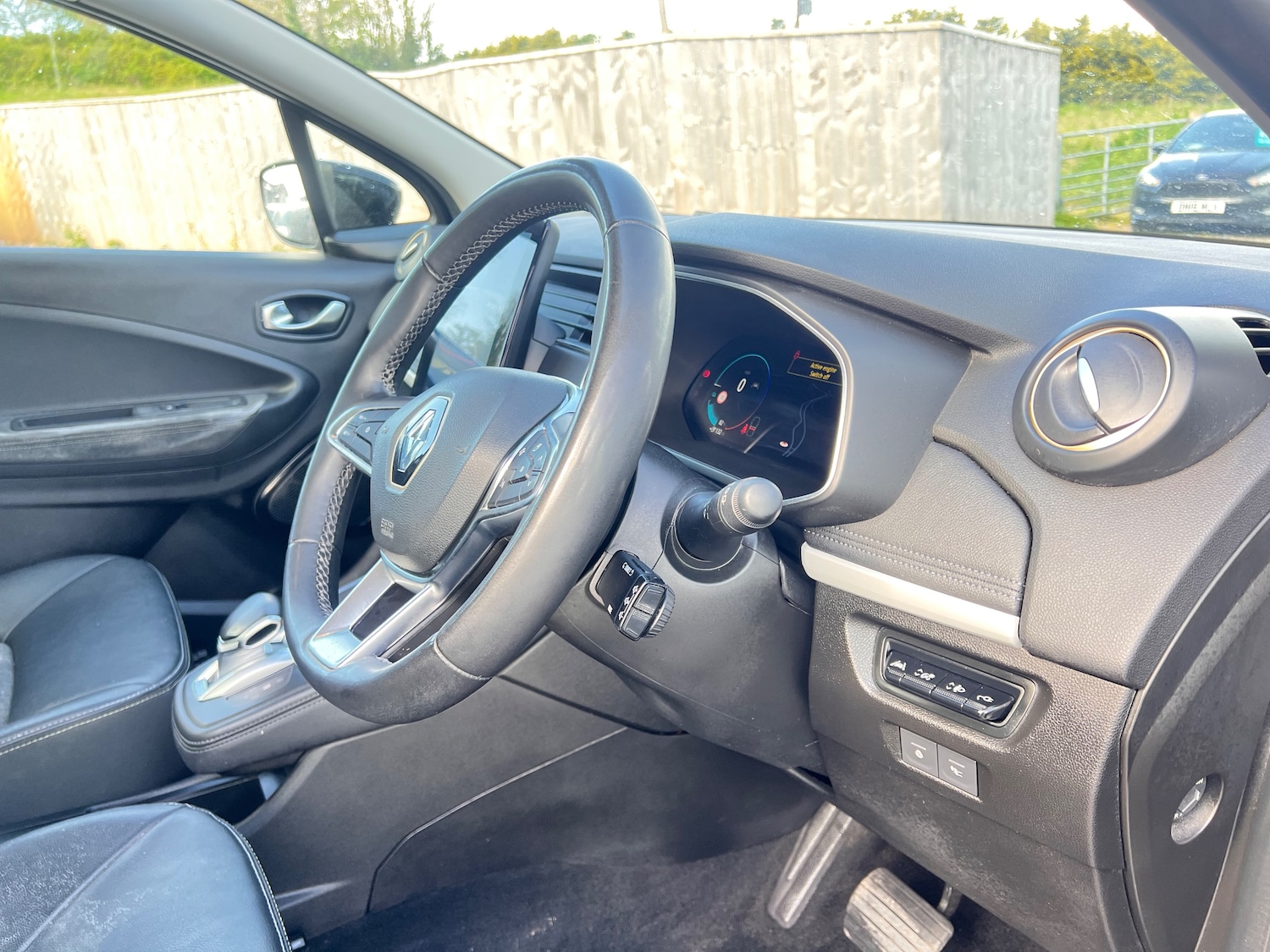 Used Renault Zoe 2022 for sale - 78210561: Photo 11