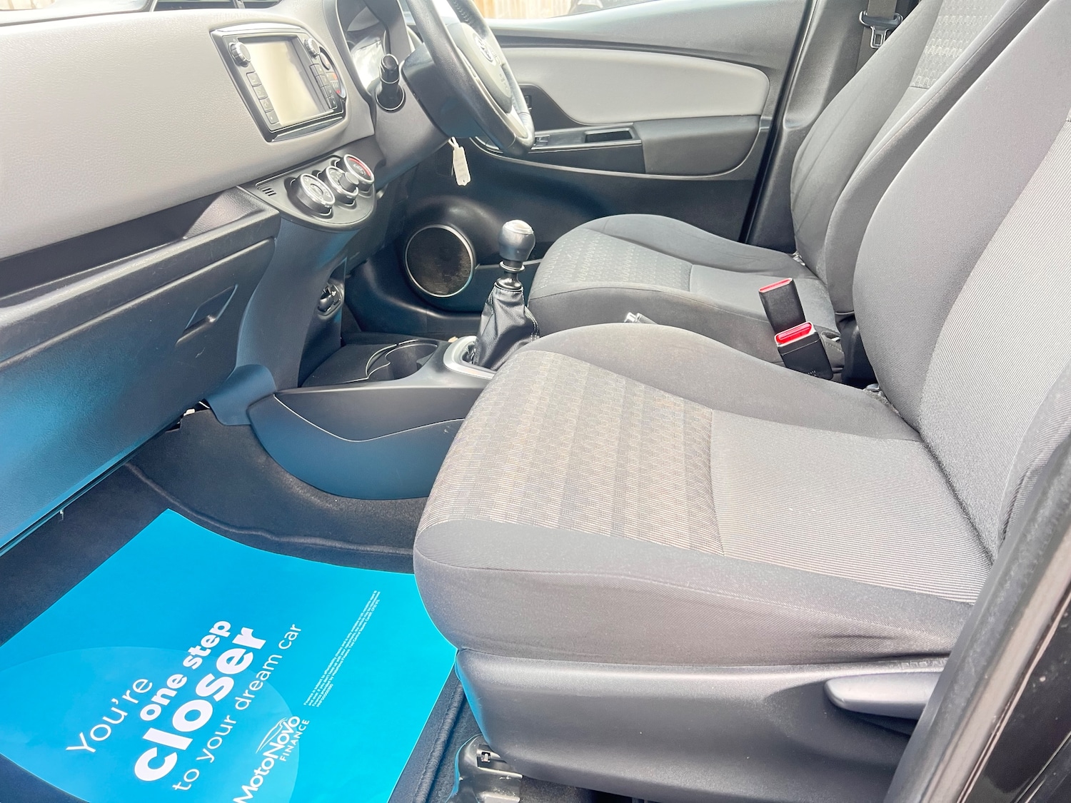 Used Toyota Yaris 2016 for sale - 77904335: Photo 23