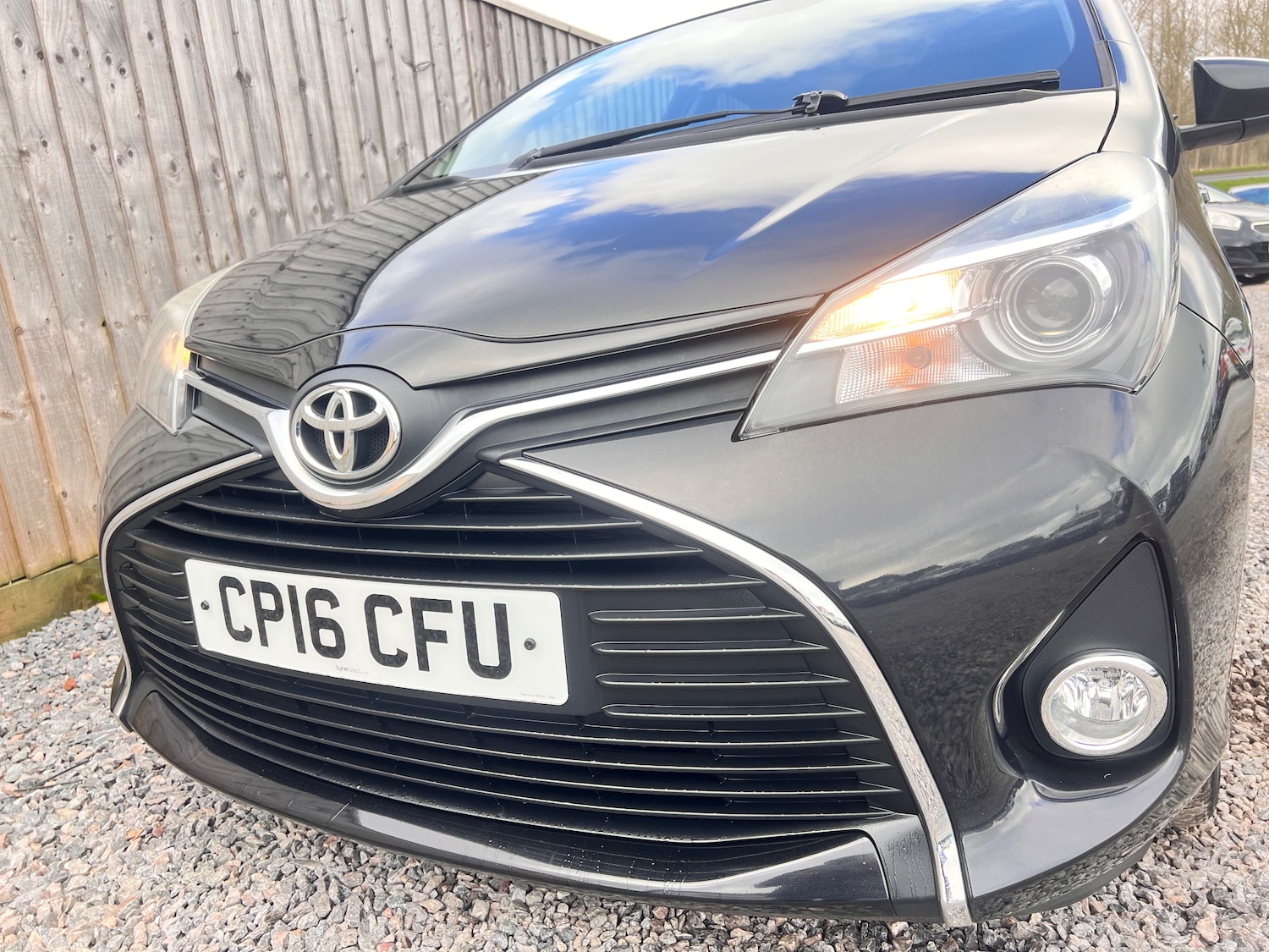 Used Toyota Yaris 2016 for sale - 77904335: Photo 26