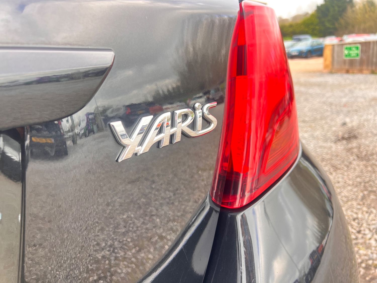 Used Toyota Yaris 2016 for sale - 77904335: Photo 34