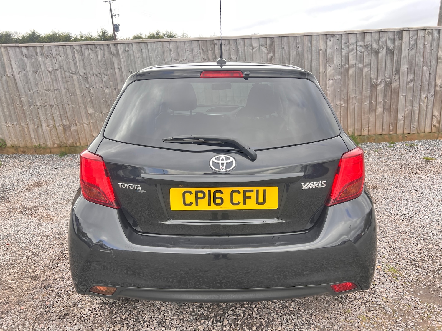 Used Toyota Yaris 2016 for sale - 77904335: Photo 6