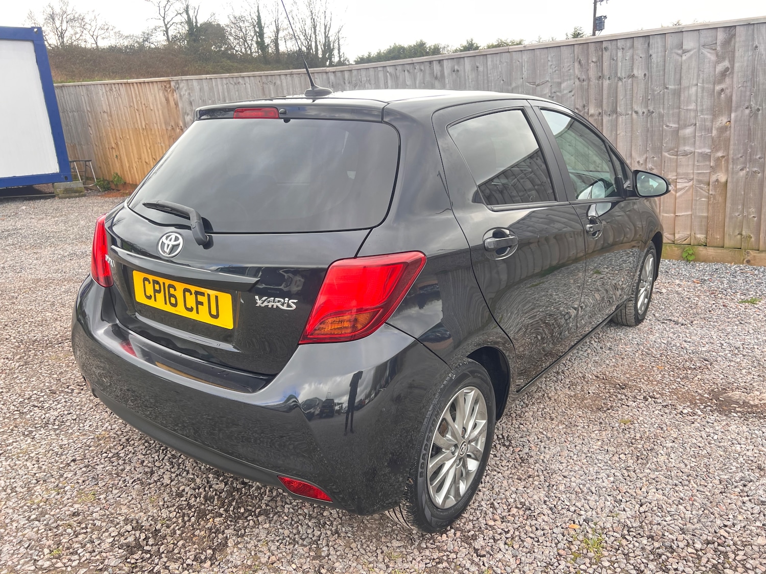 Used Toyota Yaris 2016 for sale - 77904335: Photo 7