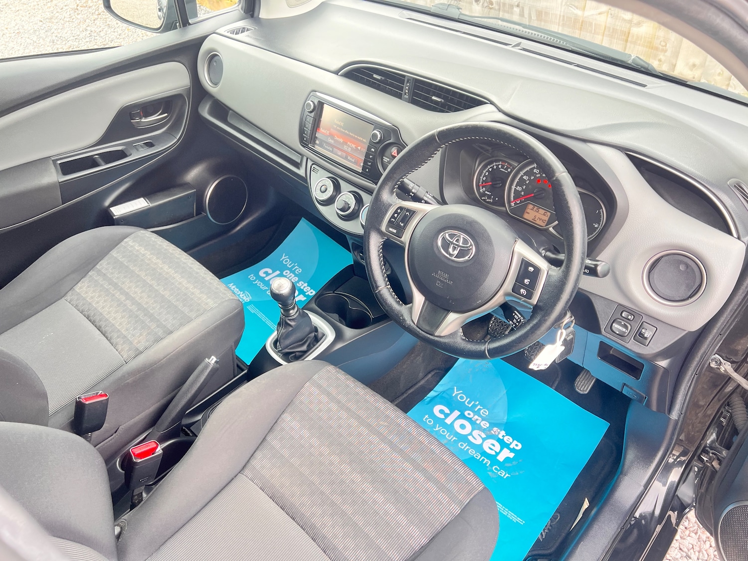 Used Toyota Yaris 2016 for sale - 77904335: Photo 9