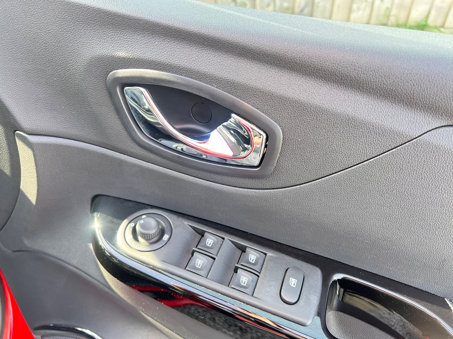 Used Renault Captur 2017 for sale - 78154846: Photo 15