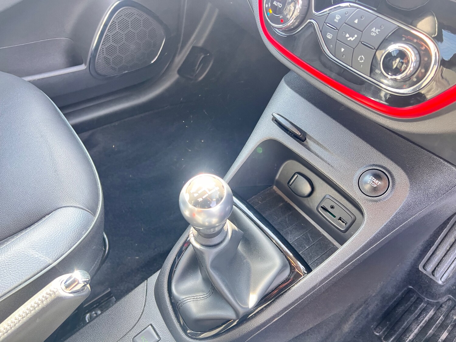 Used Renault Captur 2017 for sale - 78154846: Photo 18