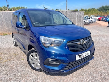 Used Vauxhall Combo Life 2019 for sale - 79018936: Photo