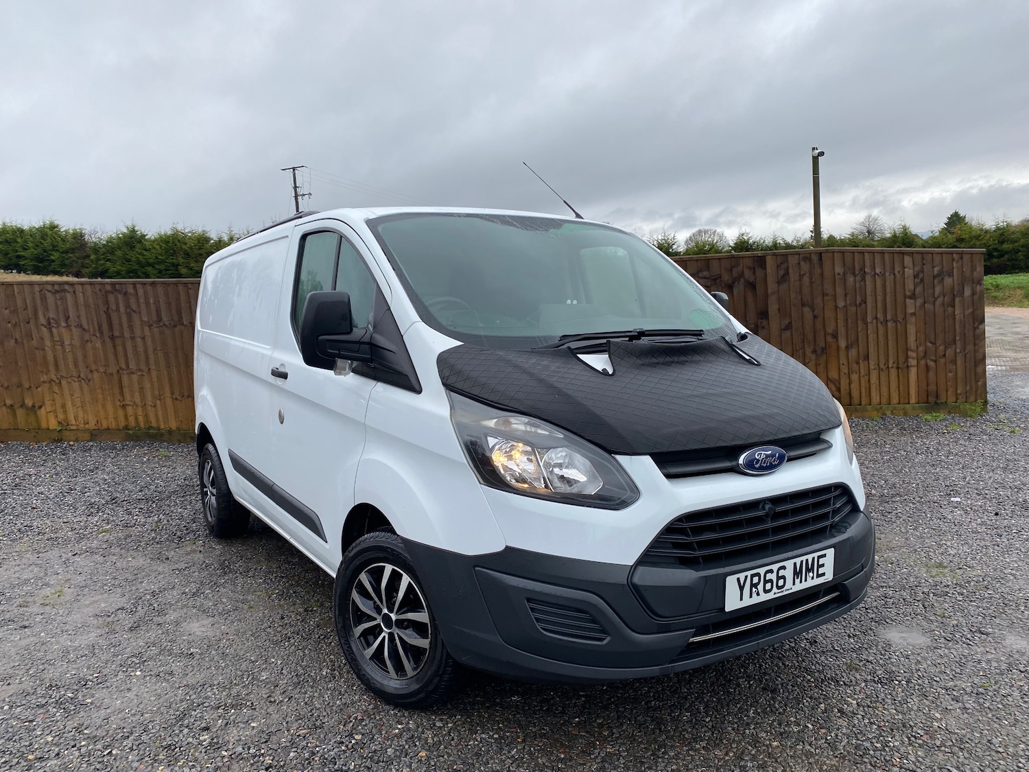 Used Ford Transit Custom 2016 for sale - 77408903: Photo 2