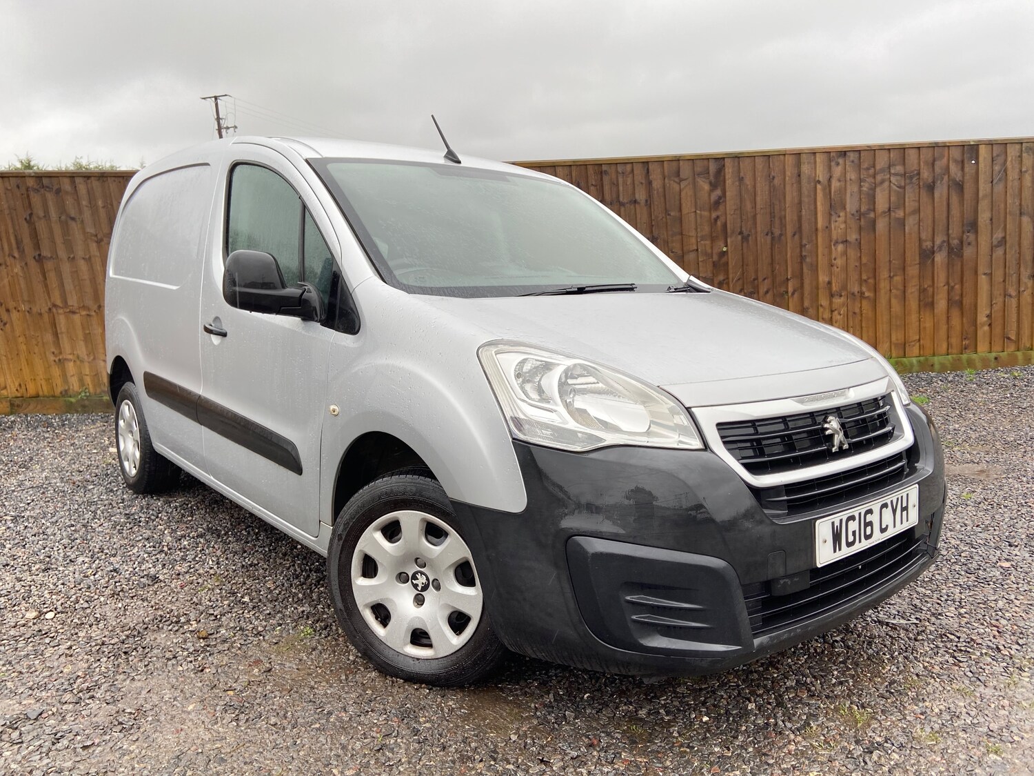 Used Peugeot Partner 2016 for sale - 77381042: Photo 11