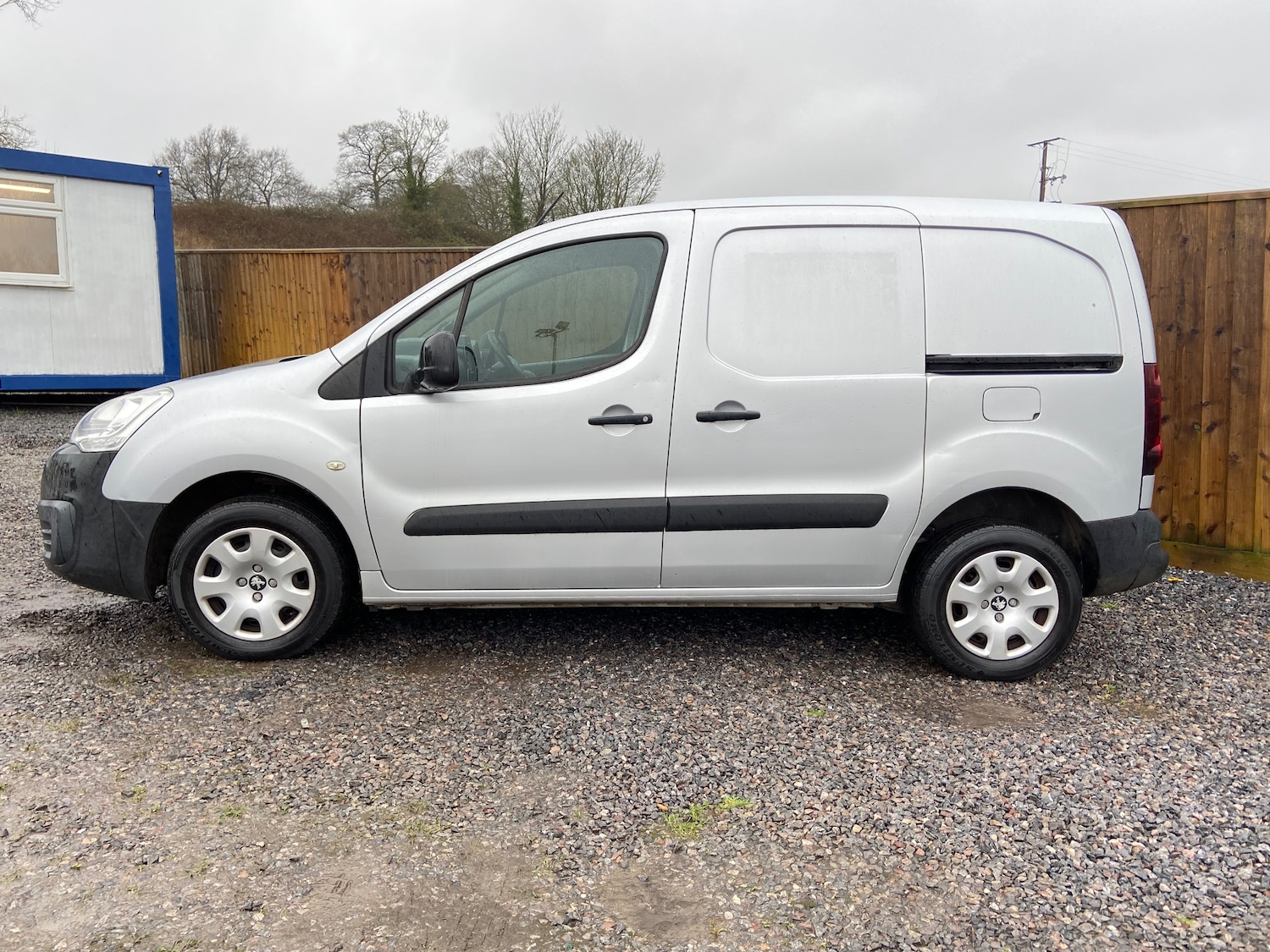 Used Peugeot Partner 2016 for sale - 77381042: Photo 5