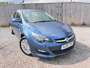 Used Vauxhall Astra 2015 for sale - 78413043: Photo